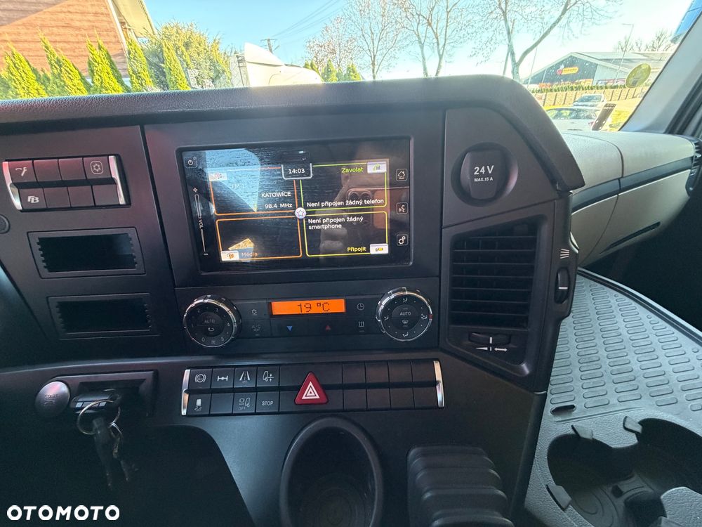 Mercedes-Benz Actros 1845 GigaSpace Xenon Navi nowy tachograf - 18