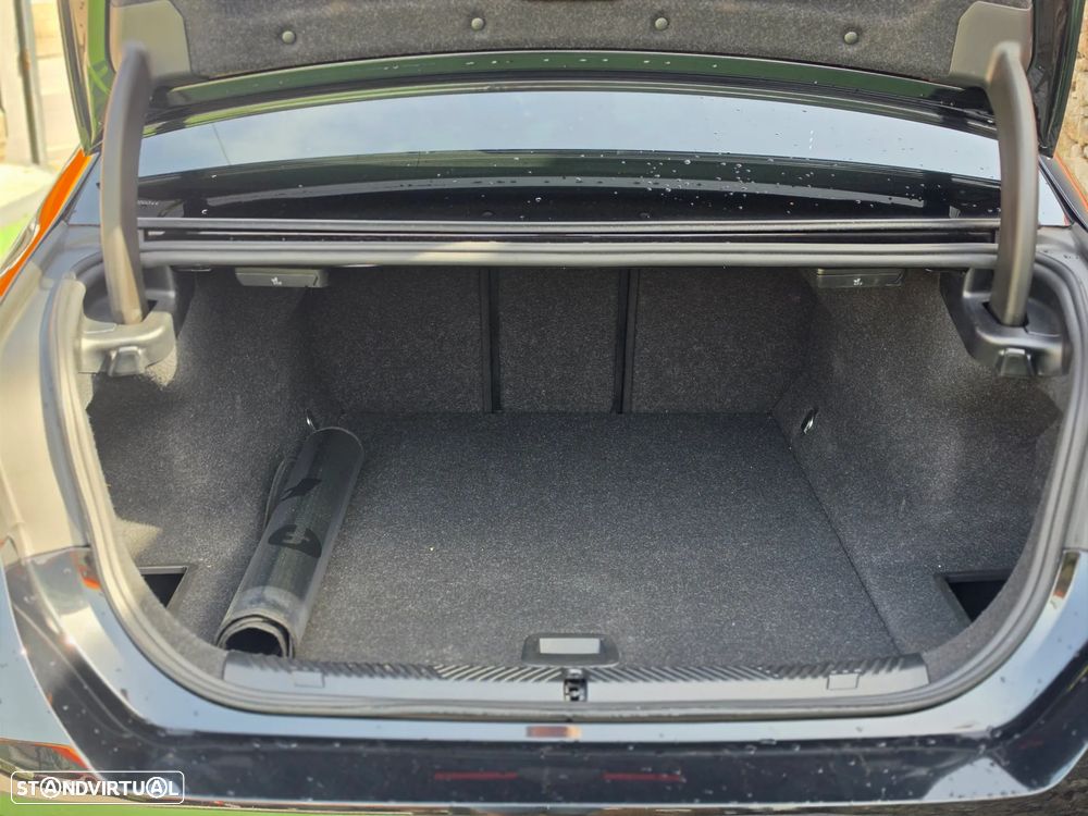 BMW i5 eDrive40 Pack Desportivo M - 14