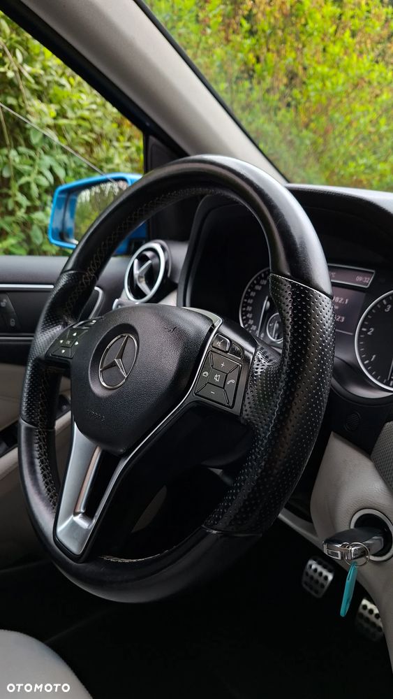 Mercedes-Benz Klasa B 180 CDI (BlueEFFICIENCY) - 20