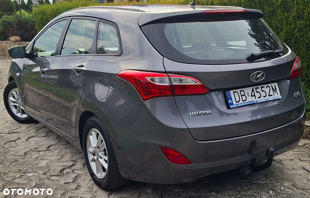 Hyundai i30 i30cw 1.4 Fifa World Cup Edition - 4