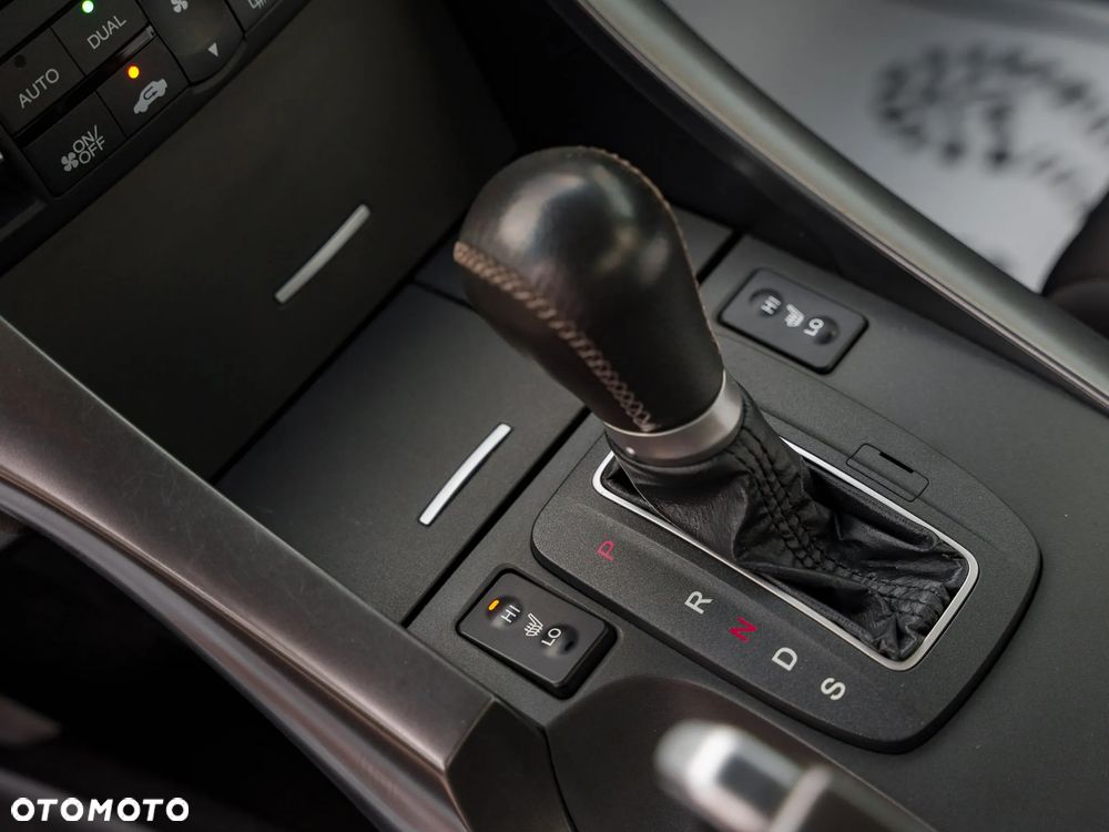 Honda Accord 2.0 Automatik Elegance - 22