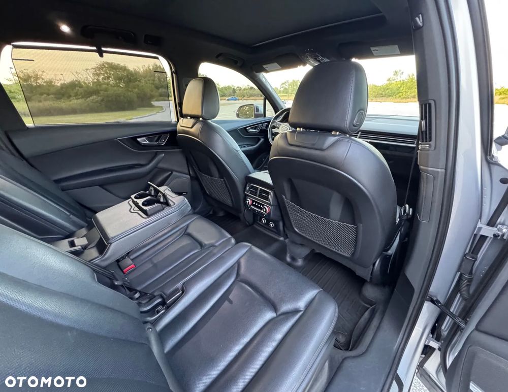 Audi Q7 - 13
