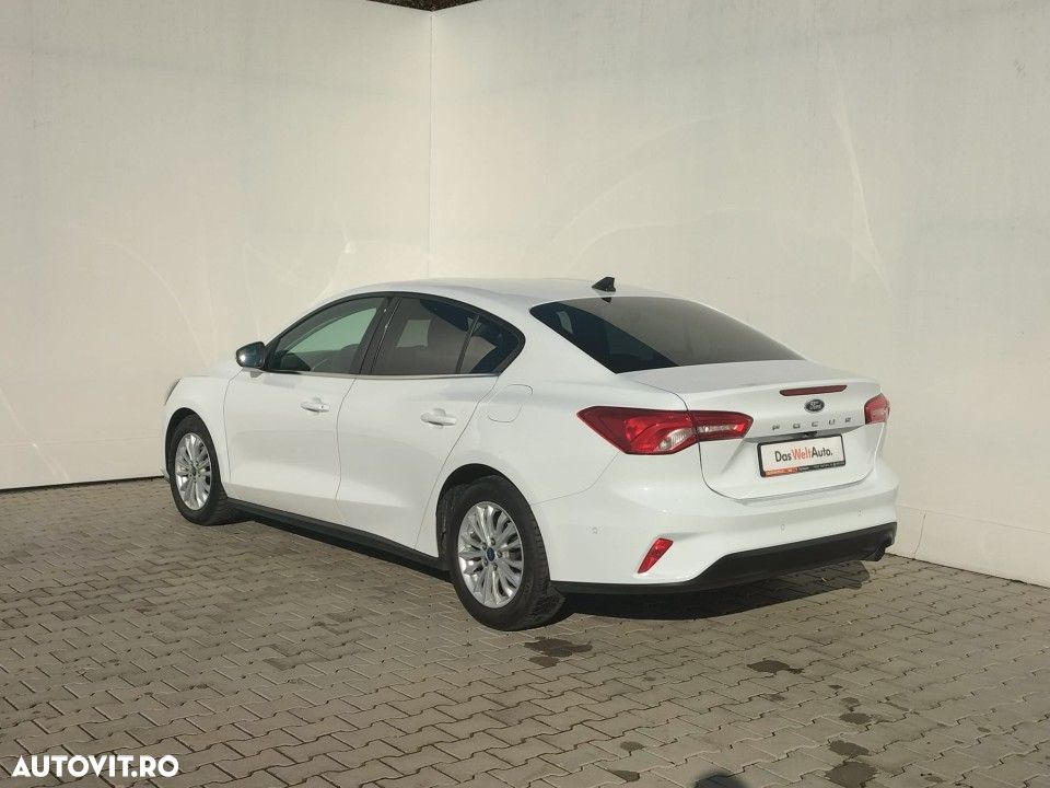 Ford Focus - 4