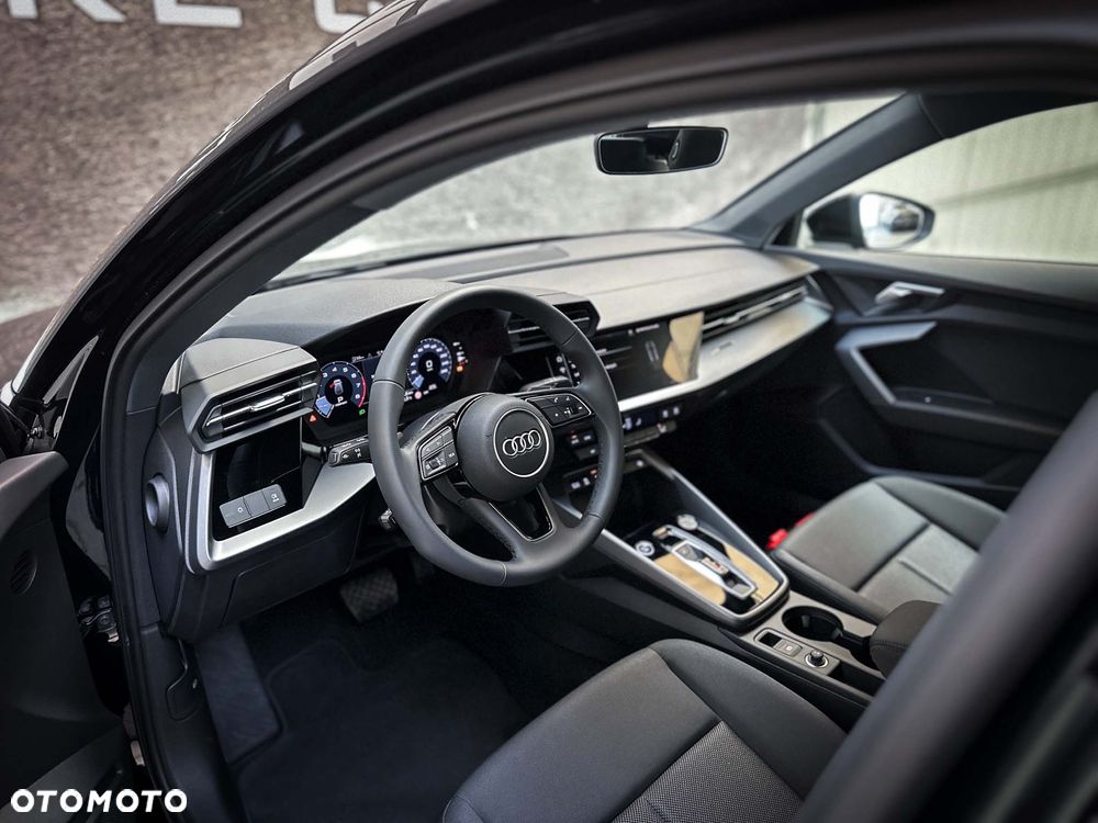 Audi A3 Sportback - 16