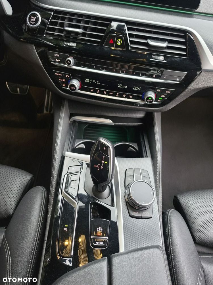 BMW Seria 5 - 16