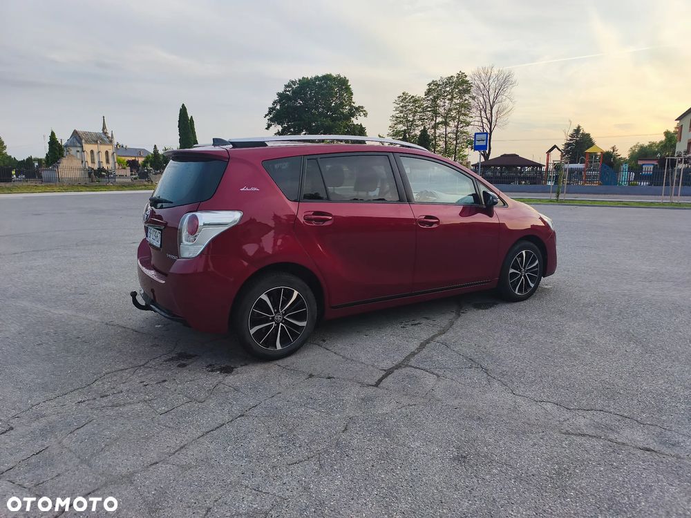 Toyota Verso 1.8 Selection EU6 - 6