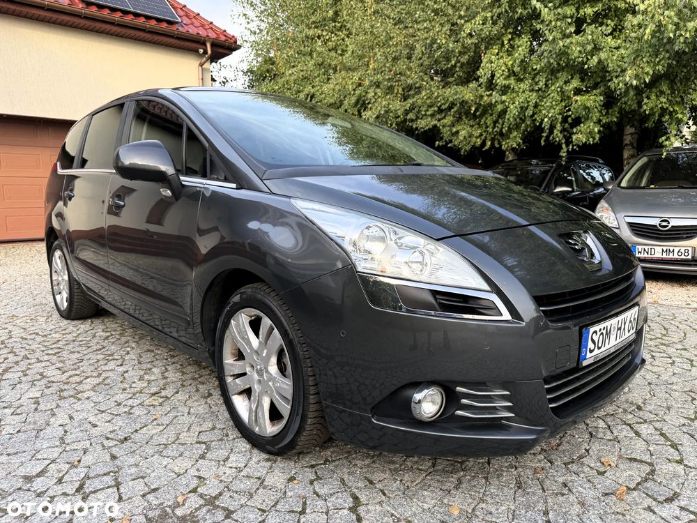 Peugeot 5008 1.6 THP Premium - 3