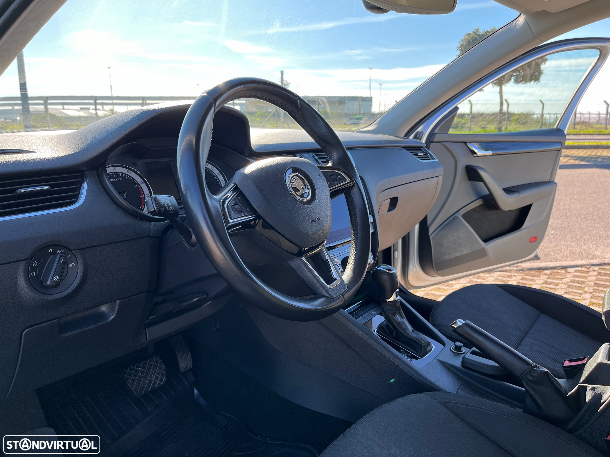 Skoda Octavia Break 1.8 TSI DSG Style - 19