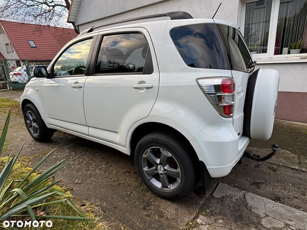 Daihatsu Terios 1.5 Top 4WD - 5