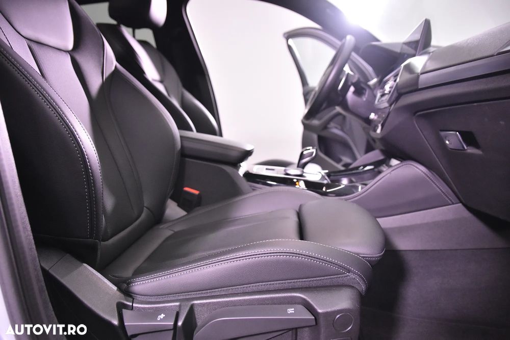 BMW X4 xDrive20i AT MHEV - 12