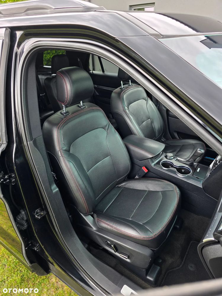 Ford Explorer - 19