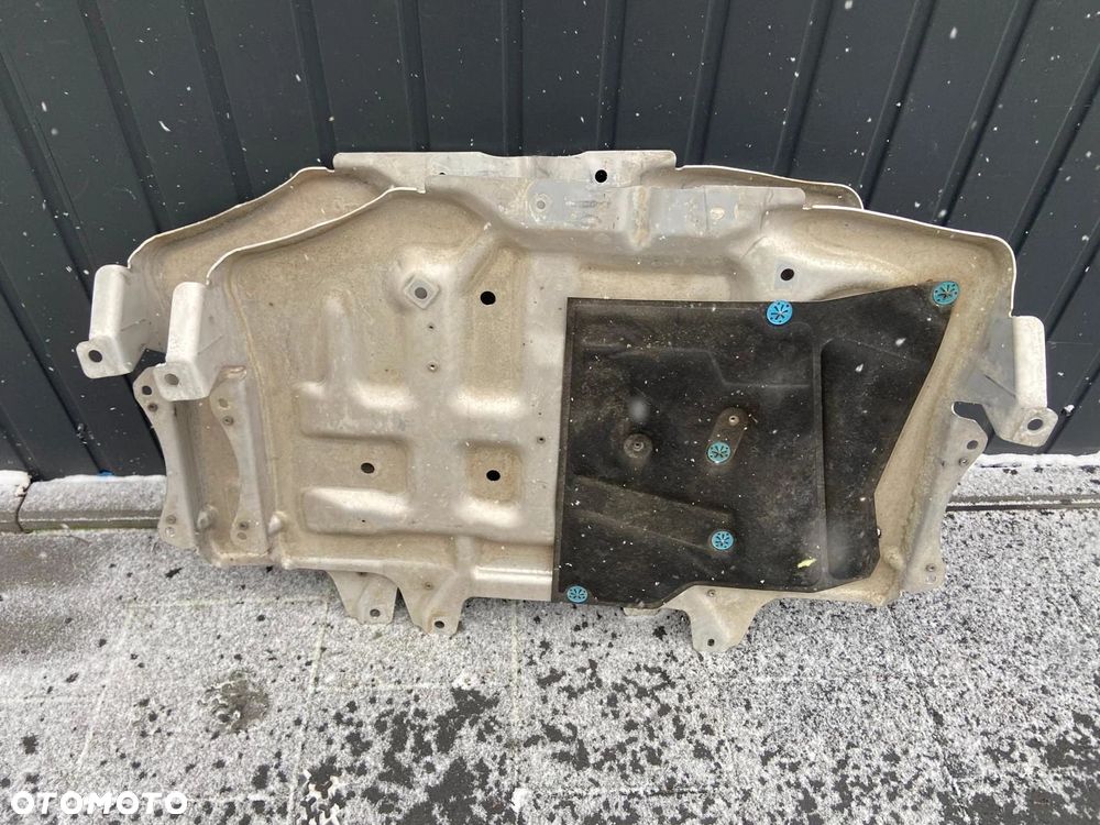 DOLNA OSŁONA SILNIKA PRZÓD L8B2-7E063 LAND ROVER DEFENDER - 2