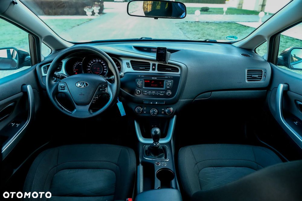Kia Ceed 1.4 CVVT Vision - 21