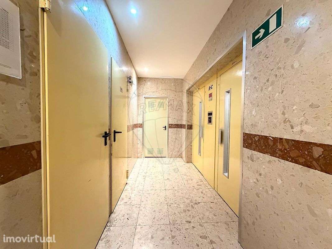 Apartamento T4 para venda - Grande imagem: 4/42