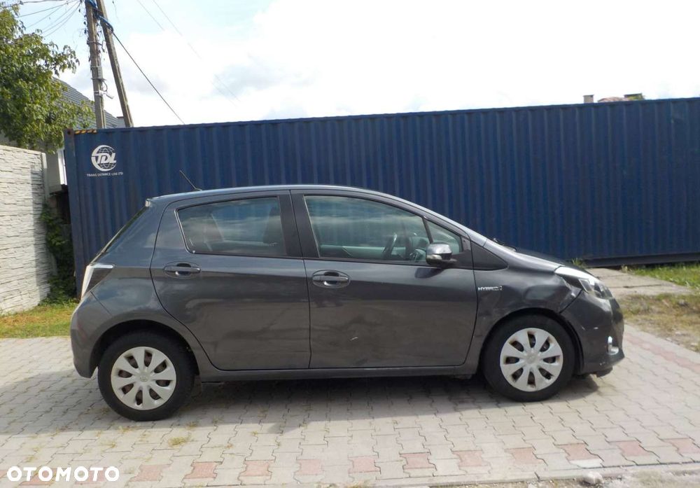 Toyota Yaris Hybrid 100 Dynamic EU6 - 15