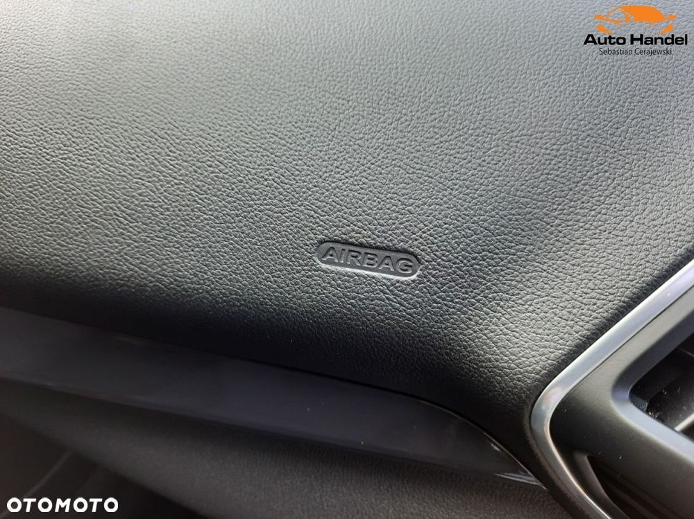 Ford Kuga 2.0 TDCi 4x2 Titanium - 41