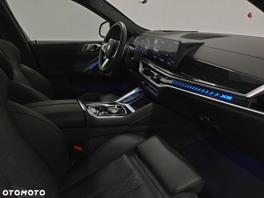 BMW X6M - 26