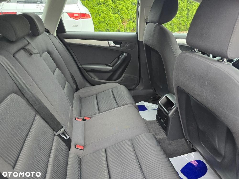 Audi A4 Avant 2.0 TDI DPF Ambition - 31