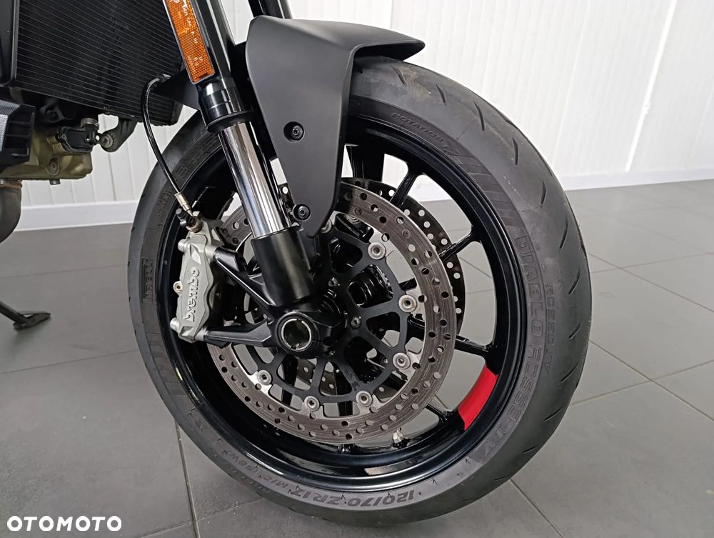 Ducati Monster - 5