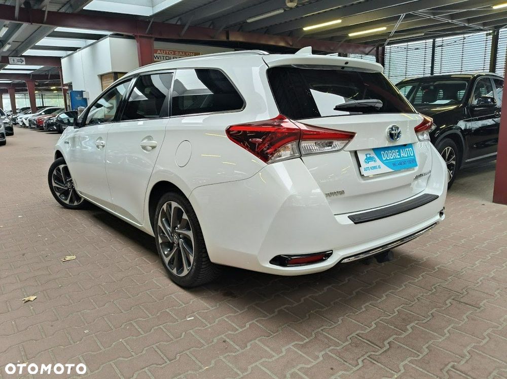 Toyota Auris - 6