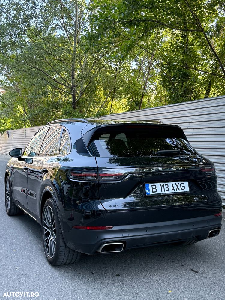 Porsche Cayenne - 13