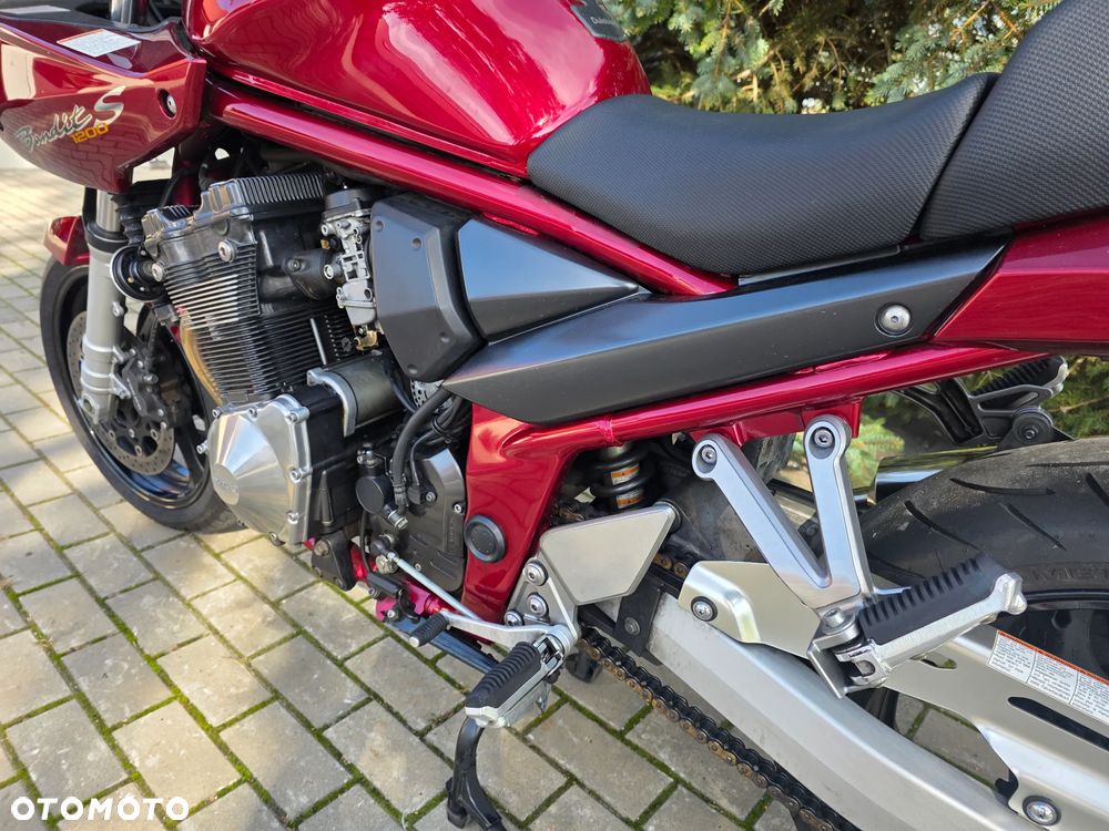 Suzuki Bandit - 24