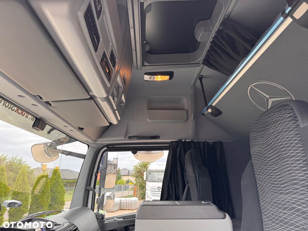 Mercedes-Benz ATEGO - 10