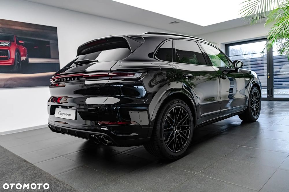 Porsche Cayenne E-Hybrid - 4