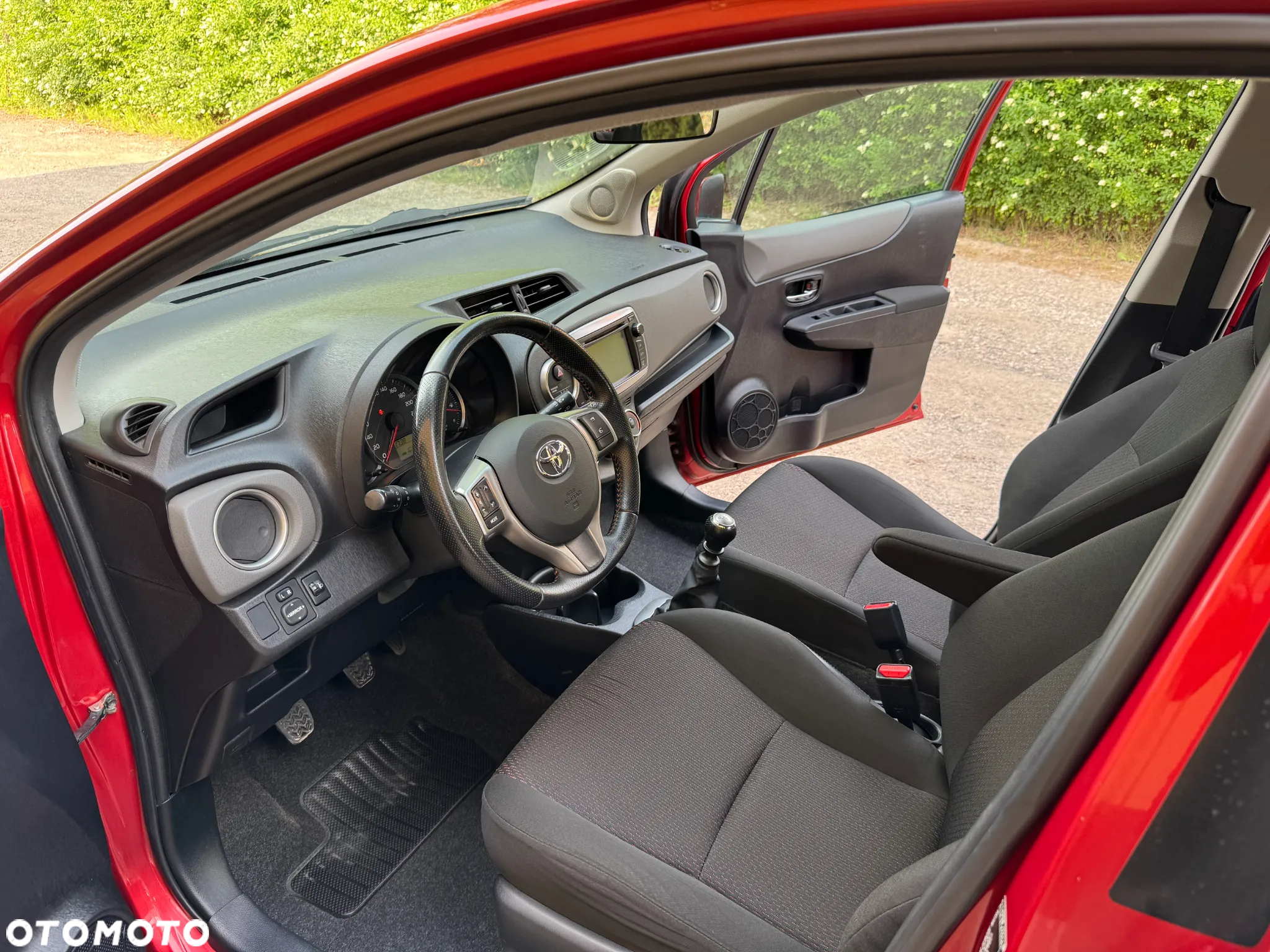 Toyota Yaris 1.33 Business Edition - 8