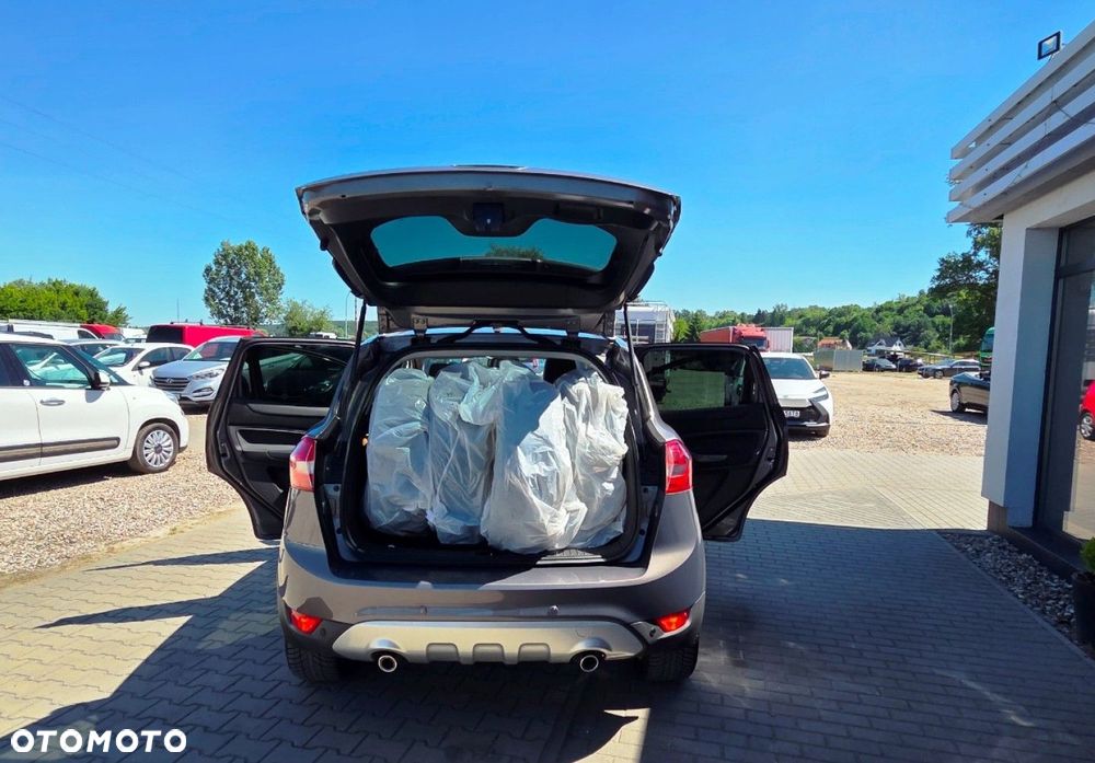 Ford Kuga - 33