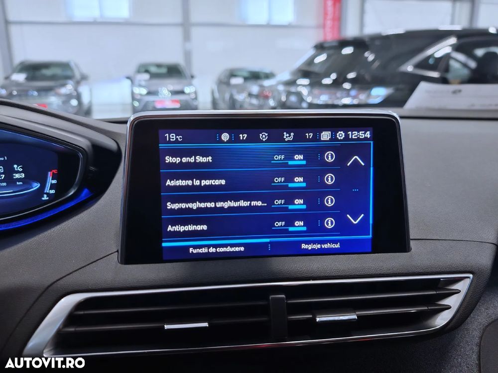 Peugeot 3008 PureTech 130 Stop & Start GPF EAT8 Allure Business-Paket - 23