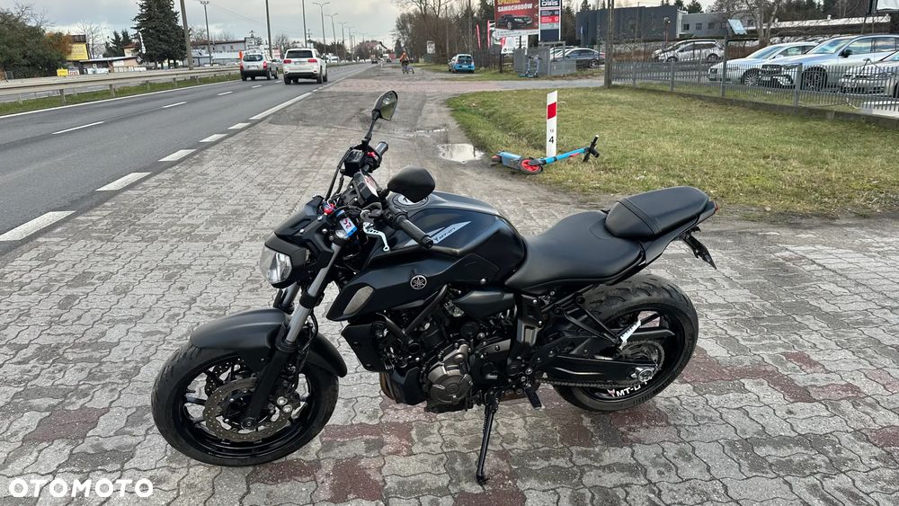 Yamaha MT - 2