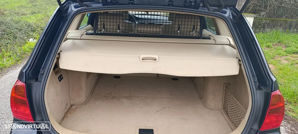 BMW 320 d Sport Auto - 8