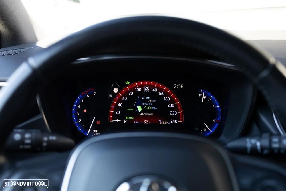 Toyota Corolla 1.8 Hybrid Active - 11