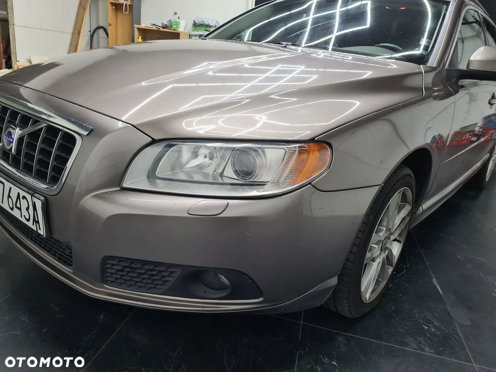 Volvo V70 2.4D Summum - 12