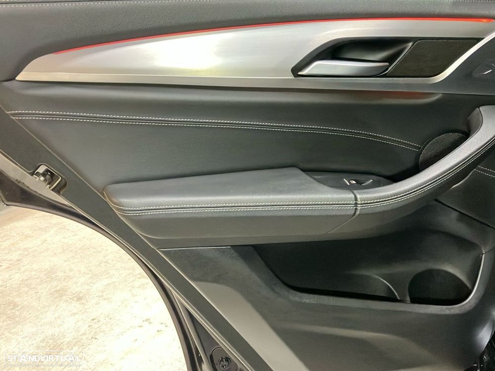 BMW X3 20 d xDrive Pack M - 22