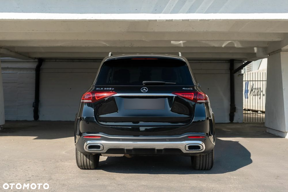 Mercedes-Benz GLE 300 d 4-Matic - 5