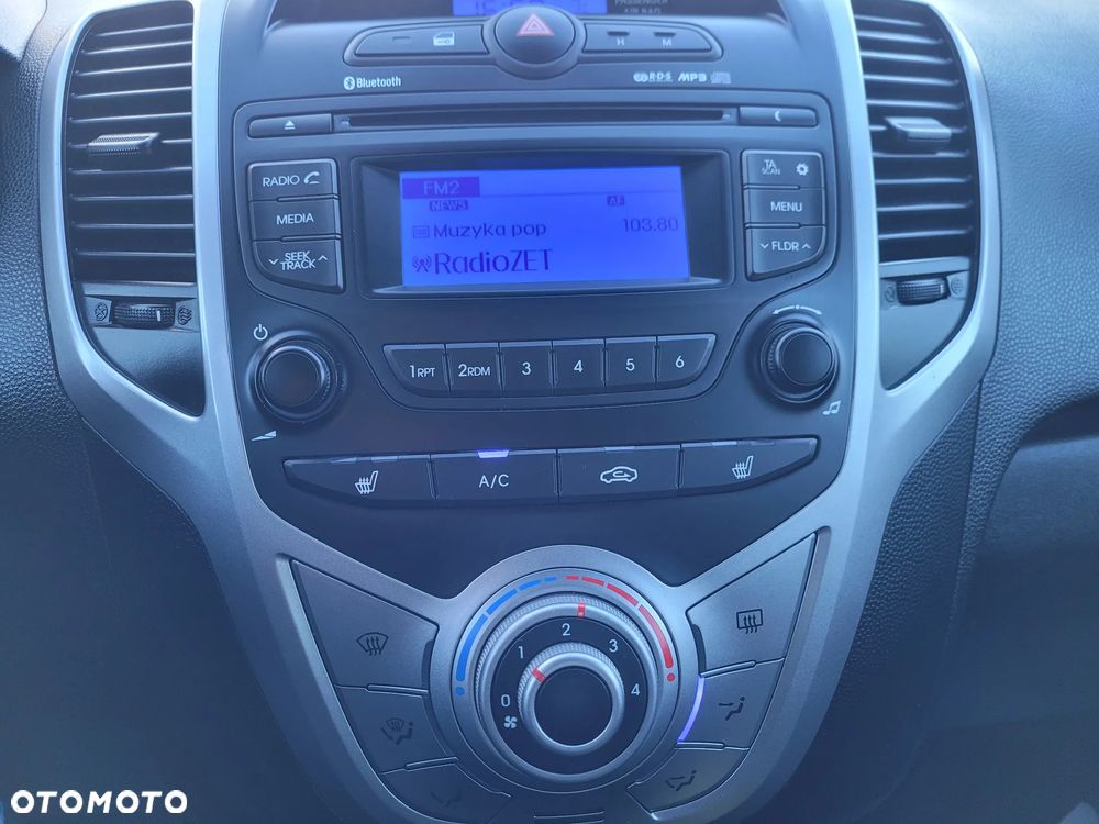 Hyundai ix20 1.4 blue YES - 28