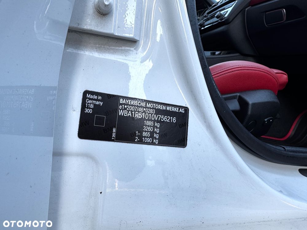 BMW Seria 1 118i Sport Line - 22
