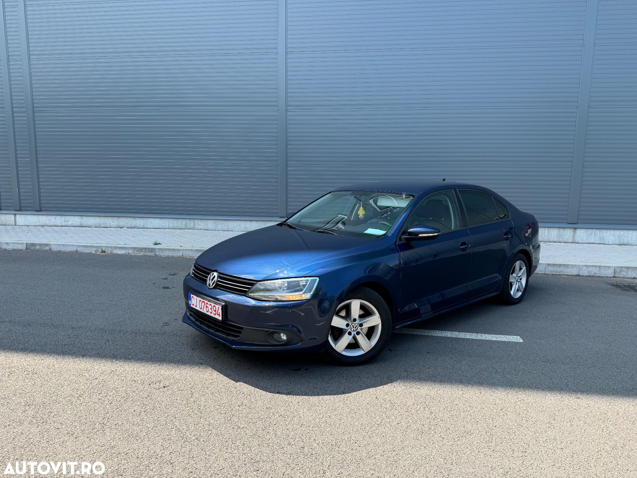 Volkswagen Jetta - 9