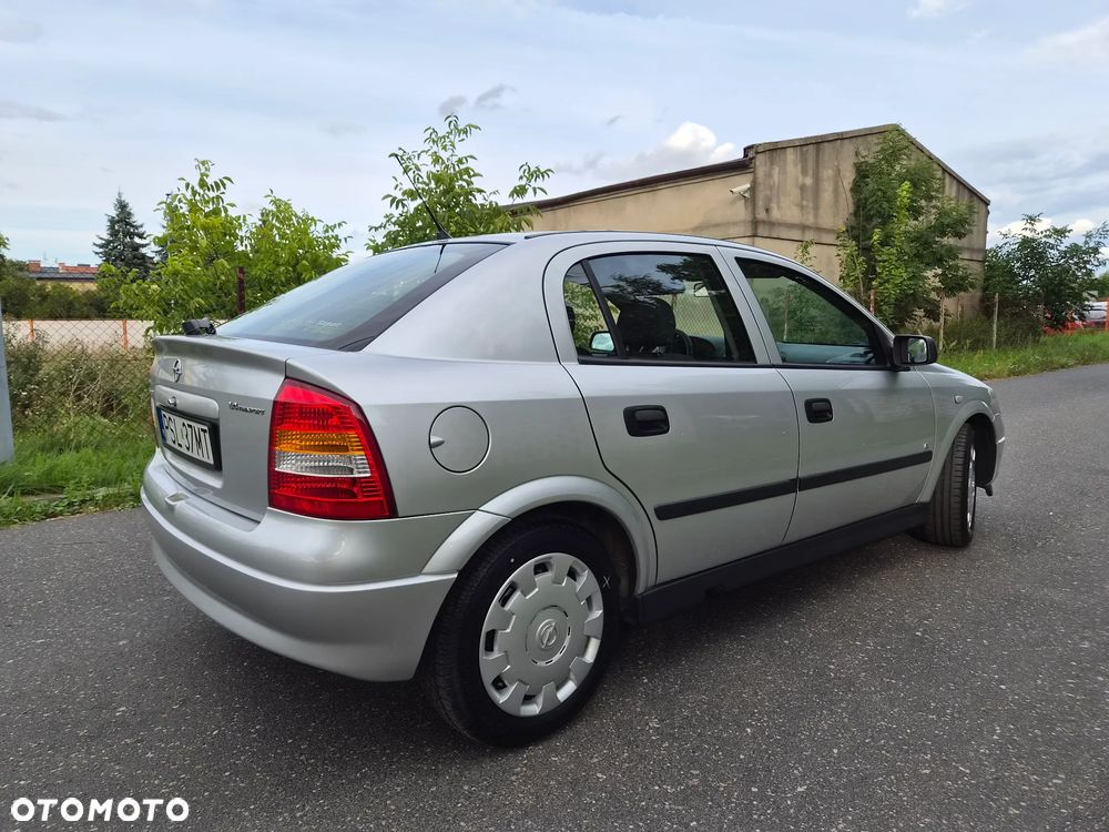 Opel Astra 1.4 Selection - 7