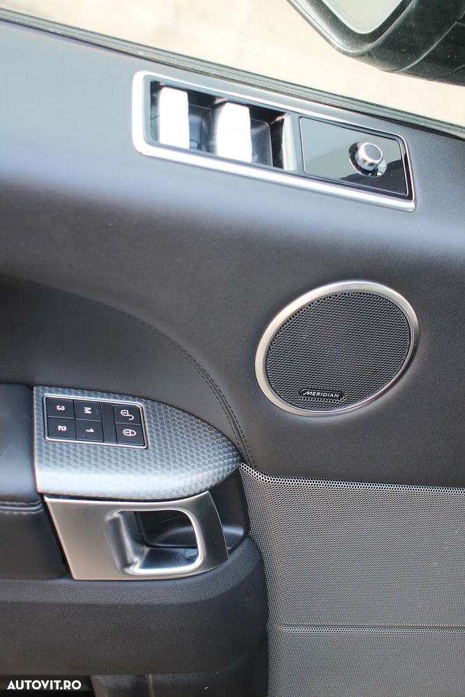 Land Rover Range Rover Sport 3.0 SDV6 HSE Dynamic - 12