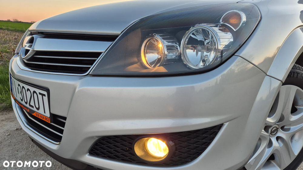 Opel Astra 1.4 Edition 111 Jahre - 19
