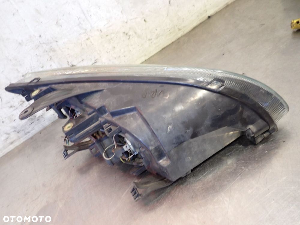 LAMPA LEWA PRZEDNIA FORD FOCUS MK2 - 3