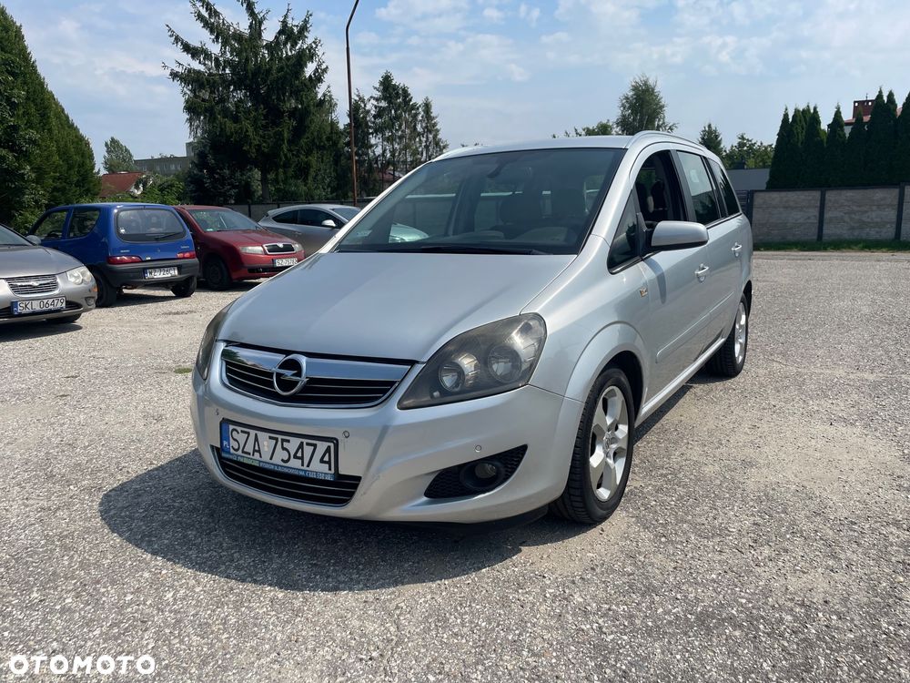 Opel Zafira - 1