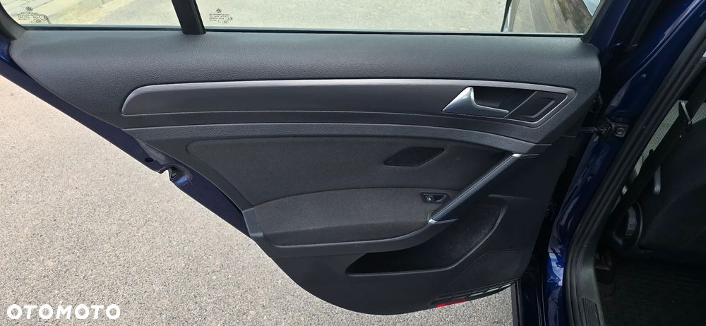 Volkswagen Golf 1.6 TDI BMT Highline - 20