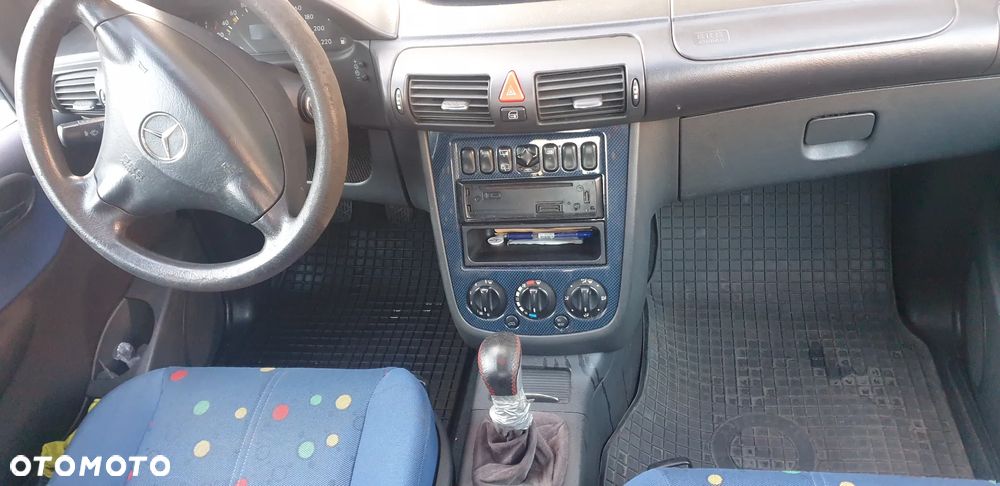 Mercedes-Benz Vaneo 1.7 CDI Ambiente Plus - 15