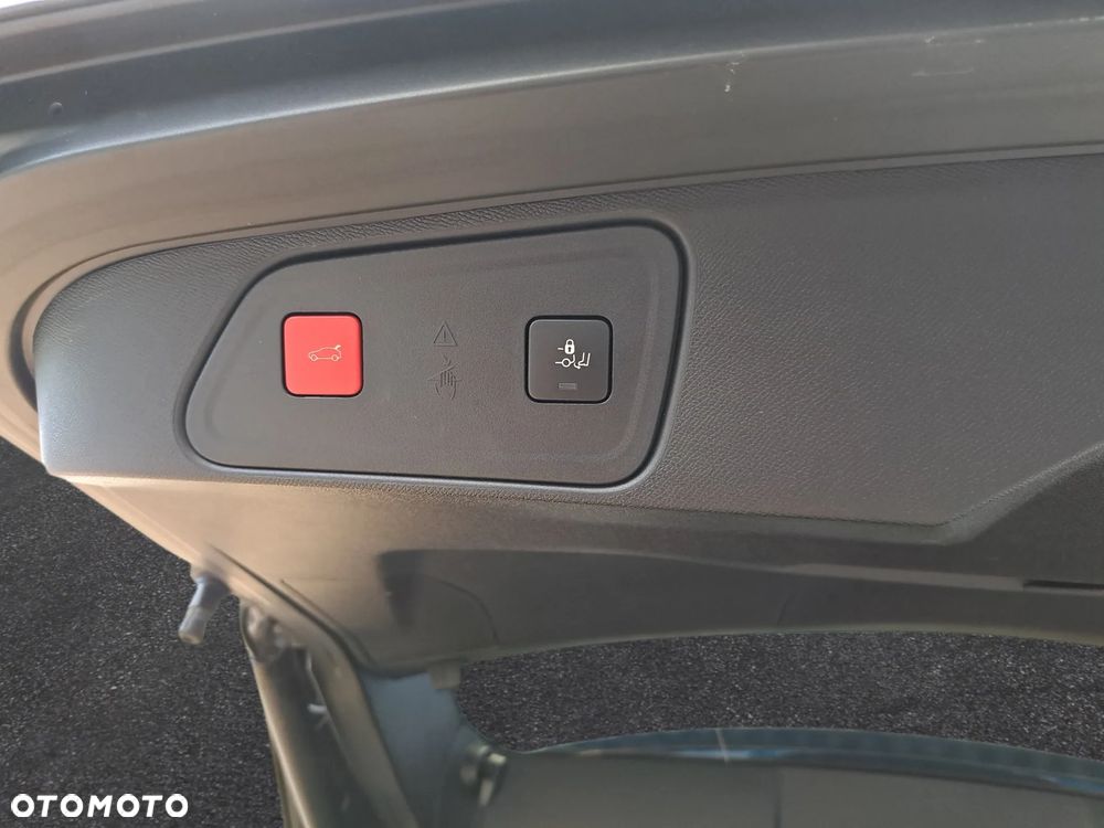 Peugeot 3008 1.6 PureTech Hybrid PHEV Allure Pack S&S EAT8 - 14
