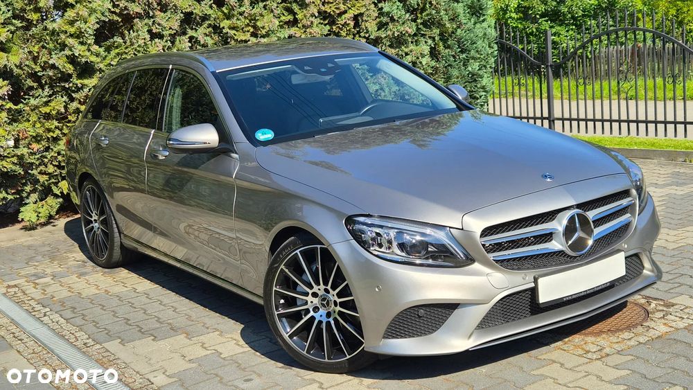 Mercedes-Benz Klasa C 300 d 9G-TRONIC Avantgarde - 2