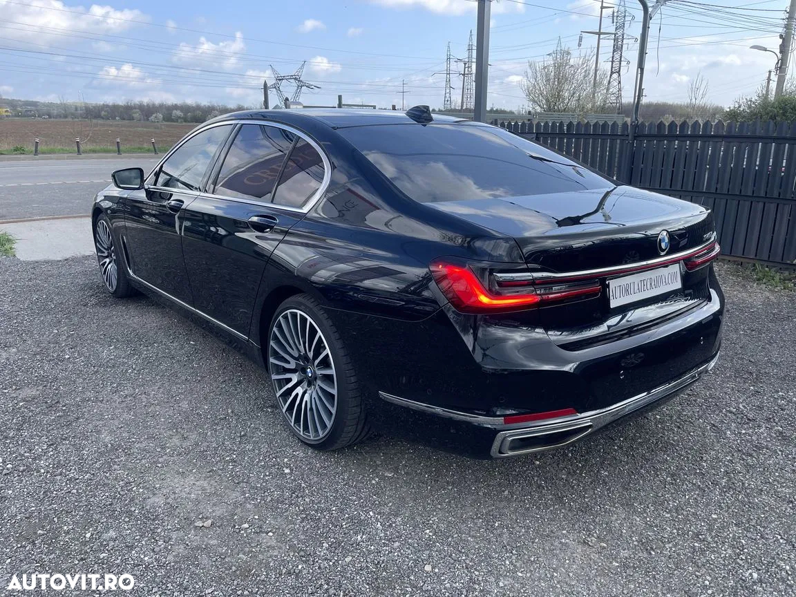 BMW Seria 7 740i - 7